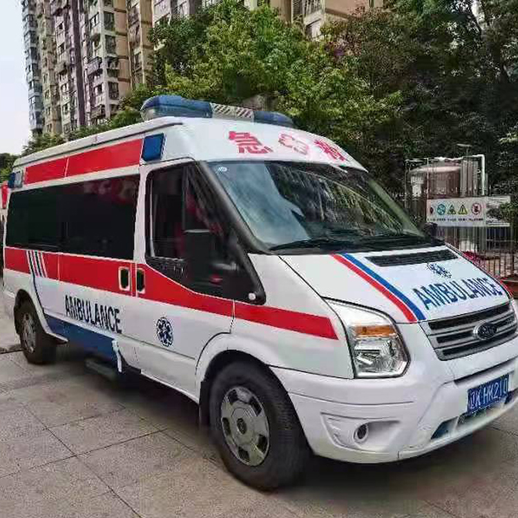 青山长途救护车护送病人返乡
